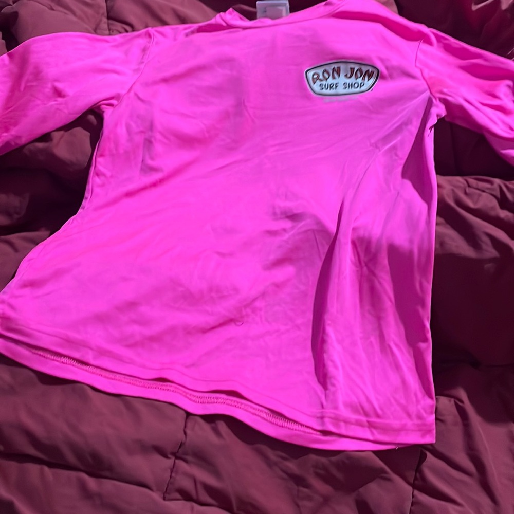 Ron jons medium long sleeve shirt